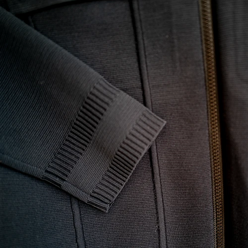 Mens Quilted Jacket with Knitted Sleeves Mens Quilted Jacket with Knitted Sleeves